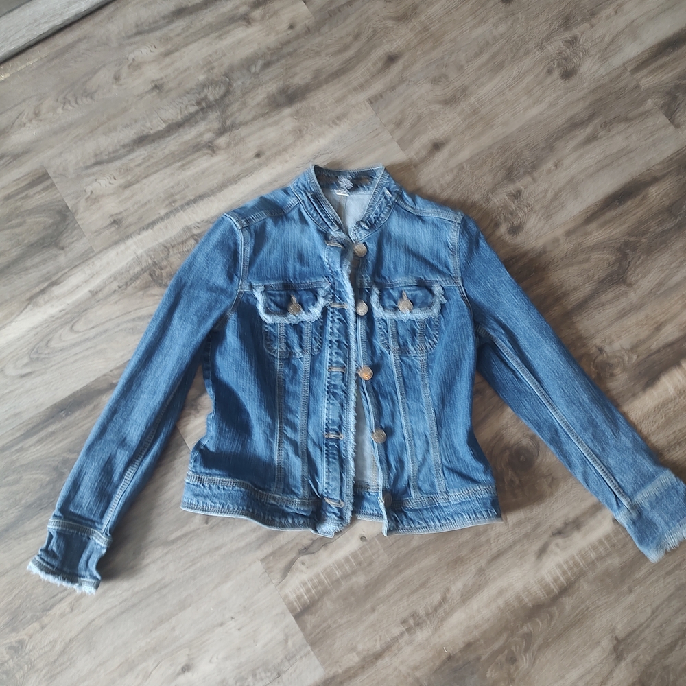 Classic Blue Women's Jean Jacket